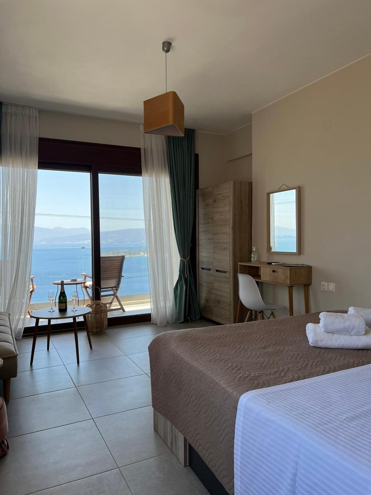 Villa Lenika Agios Nikolaos Exteriör bild